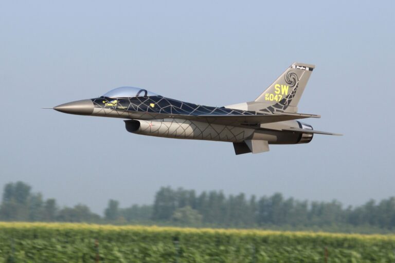 Pilot RC 1/5 Scale F16 Turbine Jet, E/Retracts, Wheels/Brakes, T/Pipe & Tank Carousel 7