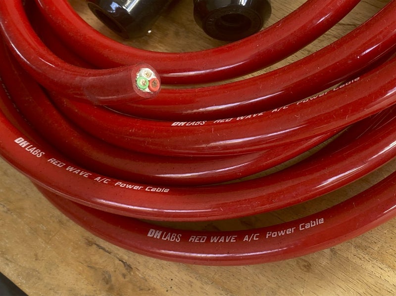 DH LABS Red Wave AC cable 6.5m ($1800 value) Carousel 2