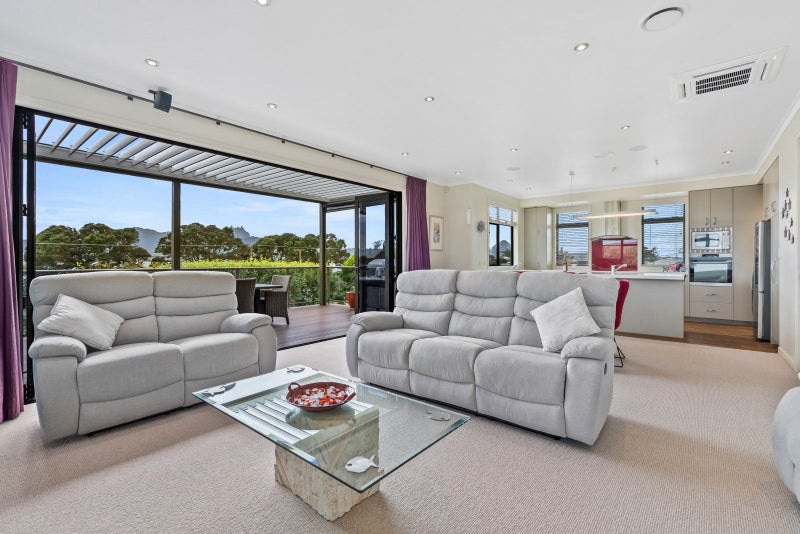 Baywatch with style64073127473539114