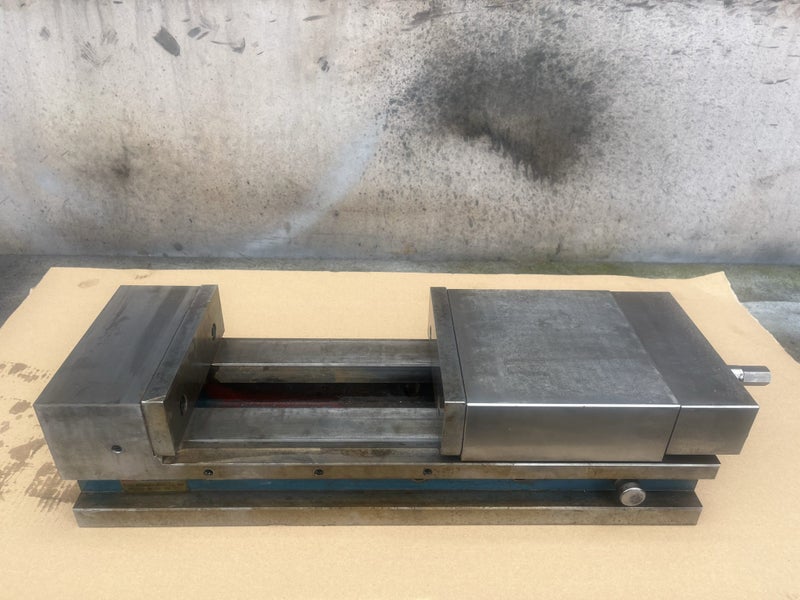 Vertex hydraulic machine vice64073125406977110