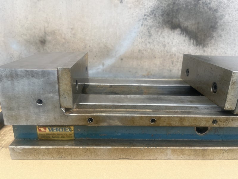 Vertex hydraulic machine vice64073125406977113