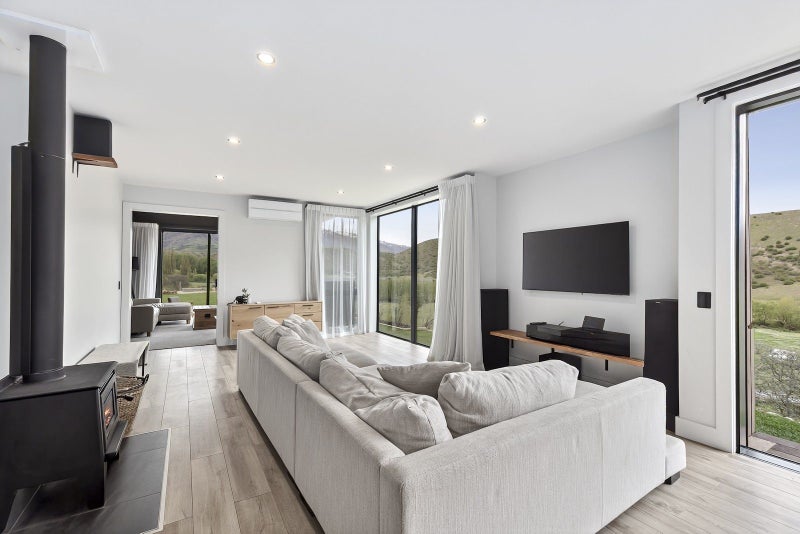 Style, Privacy & Views-Prime Central Otago Living64073361042051114