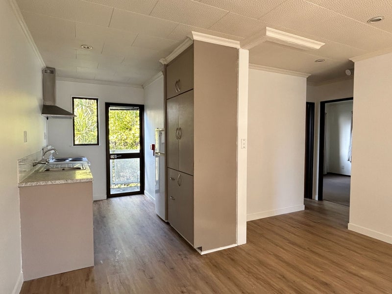 Queenstown East, 2 bedrooms64073245536002112