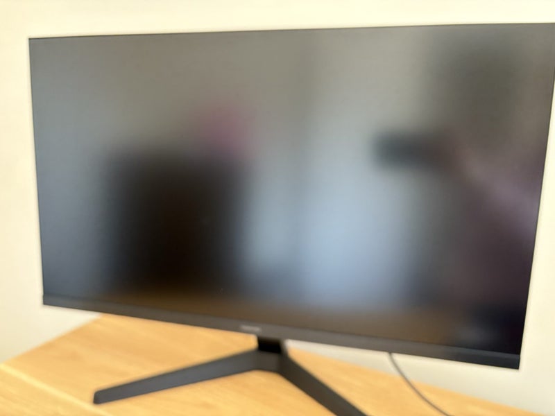 Samsung 27 inch computer monitor64265365695489110