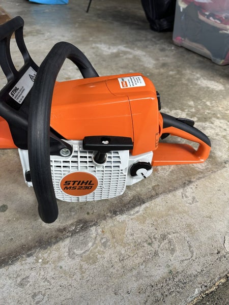 Brand new STIHL Chainsaw not used64073467319425112