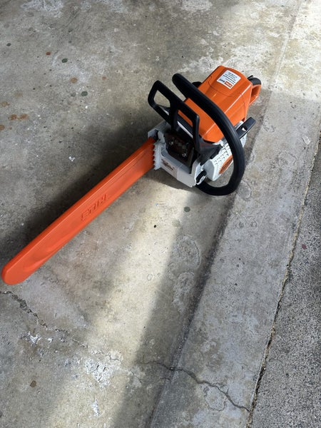Brand new STIHL Chainsaw not used64073467319425113