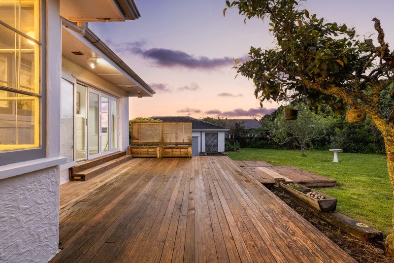 Elegant Family Home with Endless Potential64073469971587114