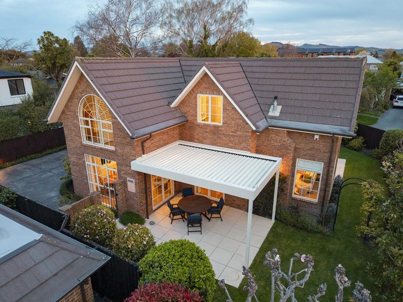 Hidden Haven in a Premium Location64074361888387113