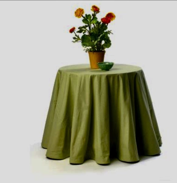 Petticoat Table with 1 Black Petticoat & 1 Cream Petticoat.64374016531201114