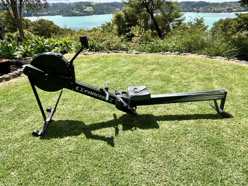 Concept 2 Rowing Machine – Hardly Used, Immaculate Condition!64074359412482111