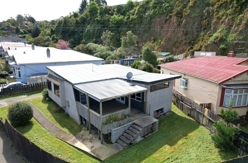 Perfectly Positioned64074361622531113