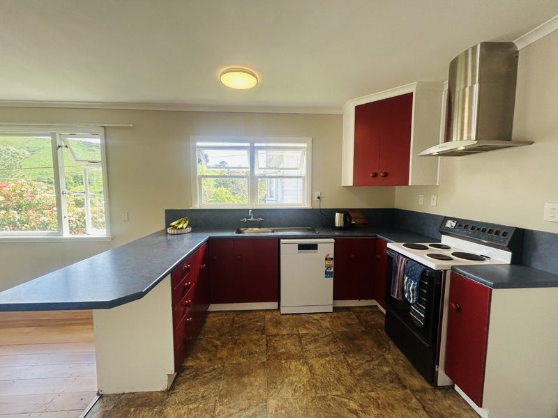 Toi Toi, 4 bedrooms64074471368067111