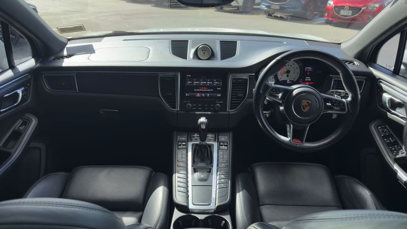 2017 Porsche Macan GTS 3.0P 4Wd64141741606273112