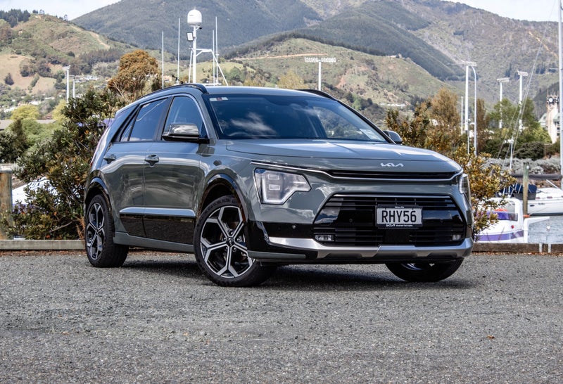 2023 Kia Niro PHEV Water/6AM64231075038849110