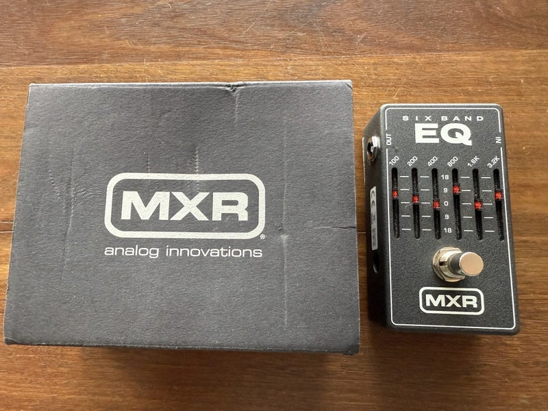MXR EQ Carousel 1