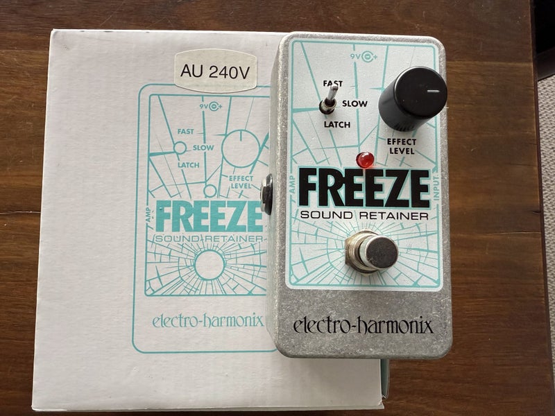 Electro Harmonix Freeze Pedal Carousel 1
