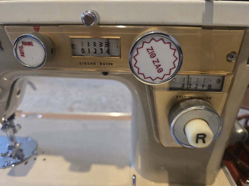 Vintage Milliner zigzag Japanese sewing machine Carousel 2