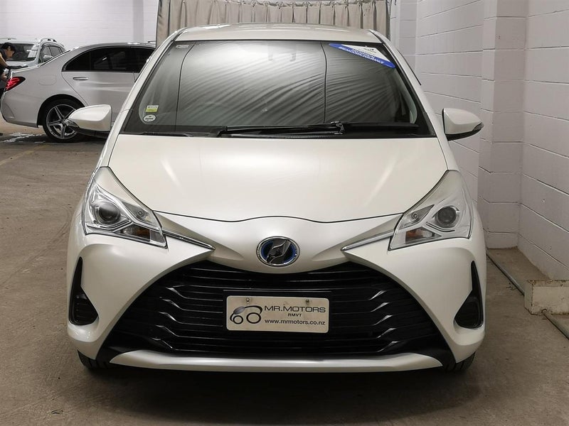 2018 Toyota Vitz Hybrid Yaris, Low km / Aqua pl...64276185332482113