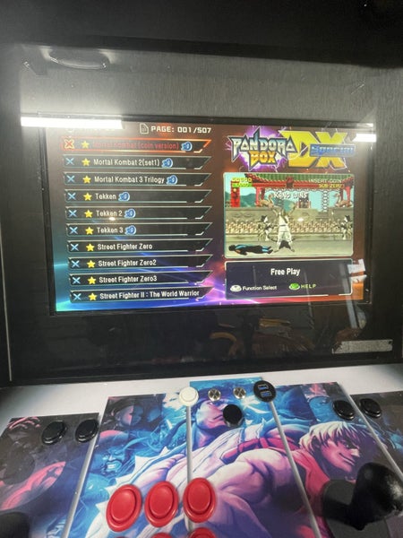 Street fighter arcade game Carousel 2