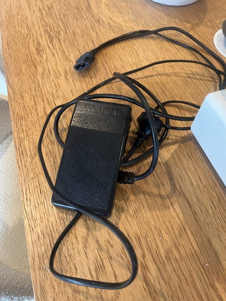 Bernina 800DL overlocker/serger64141708046595114