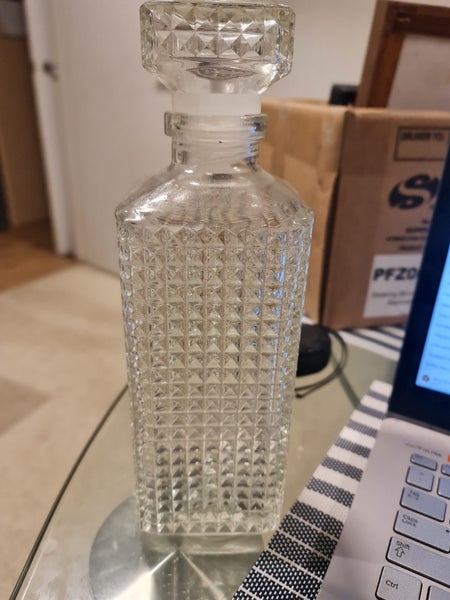 Vintage Decanter with Stopper 8X25cm Carousel 5