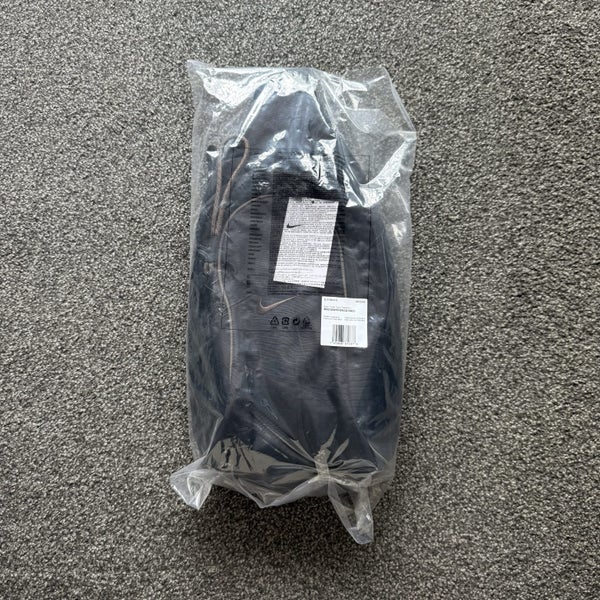 Nike Essentials Crossbody Bag RRP$90!64288033821315111