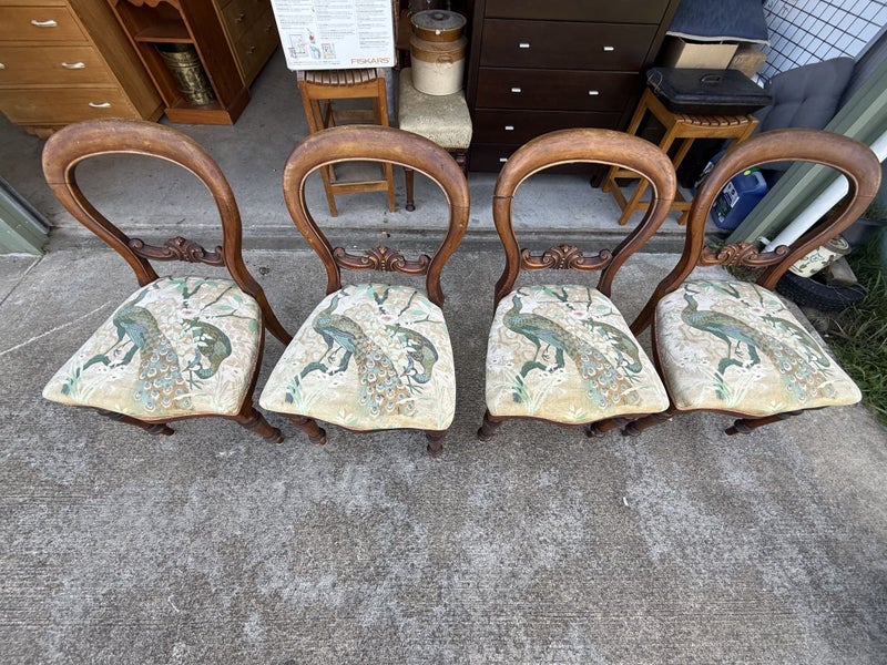 Balloon Back Dining Chairs x 4 Carousel 2