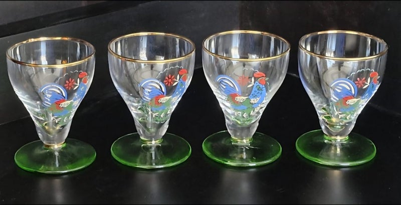 VINTAGE GREEN FOOTED SHOT GLASSES ENAMELED ROOSTER DESIGN Carousel 1