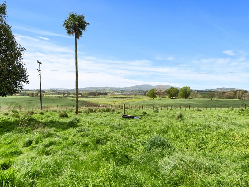 Entry Level Lifestyle - Pool, Paddocks & Potential64141757760259112