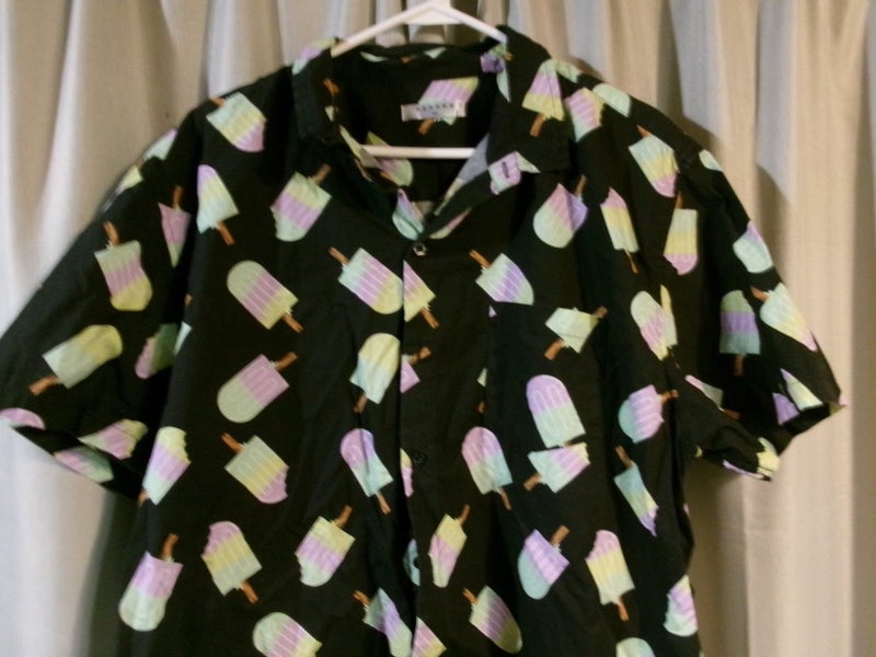 Black Hawaiian style cotton shirt with lime green & mauve Ice blocks design,XL Carousel 2