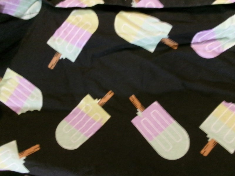 Black Hawaiian style cotton shirt with lime green & mauve Ice blocks design,XL Carousel 3