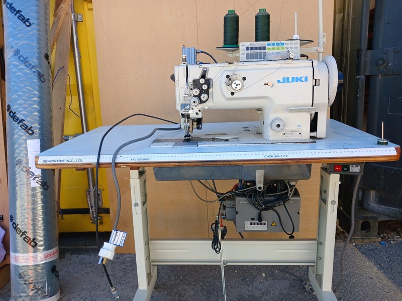Industrial sewing machine Carousel 3