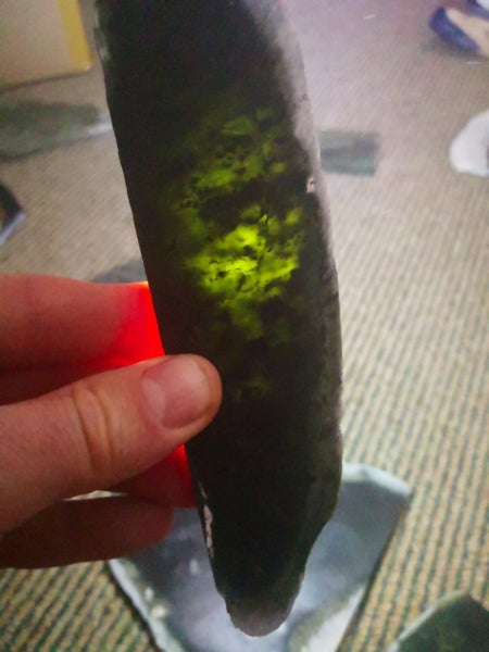 Pounamu greenstone Translucent Patterned carving slab Carousel 2