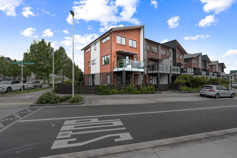 Image 1 of 25