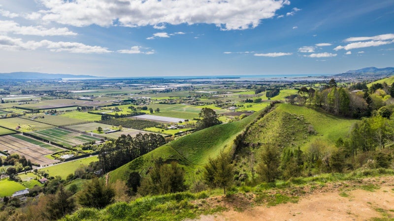 8.57ha Block With Supreme Views64141764318210112