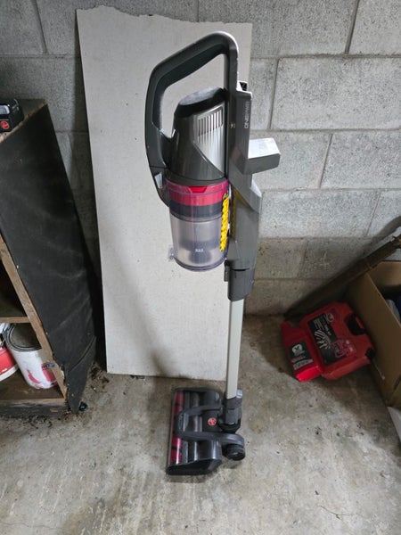 HOOVER one power battery vacuum.64293215227778111