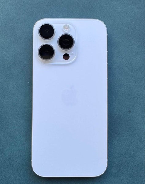 iPhone 16 Pro 256GB – White Titanium (Excellent Condition)64142073934467110