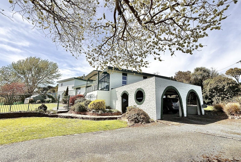 Image 1 of 21