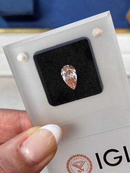 $1RES ~ $3320 Retail * 1.72ct Pink Diamond Carousel 1