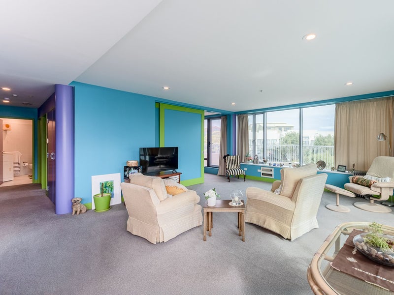 Image 1 of 25