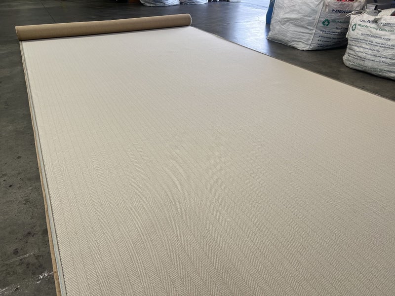 Factory Seconds - Eastleigh 'Custard' 100% Wool Patterned Carpet64447275293570111