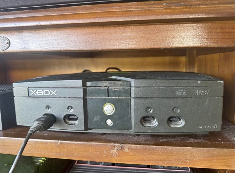 Original Xbox (Modded with Kawa X) – $1 Reserve – Classic Games Included Carousel 1