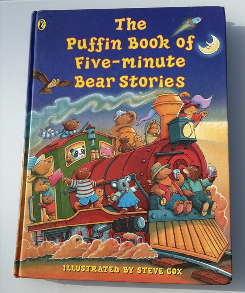 The Puffin Book of Five-minute Bear Stories, illustrated by Steve Cox Carousel 1