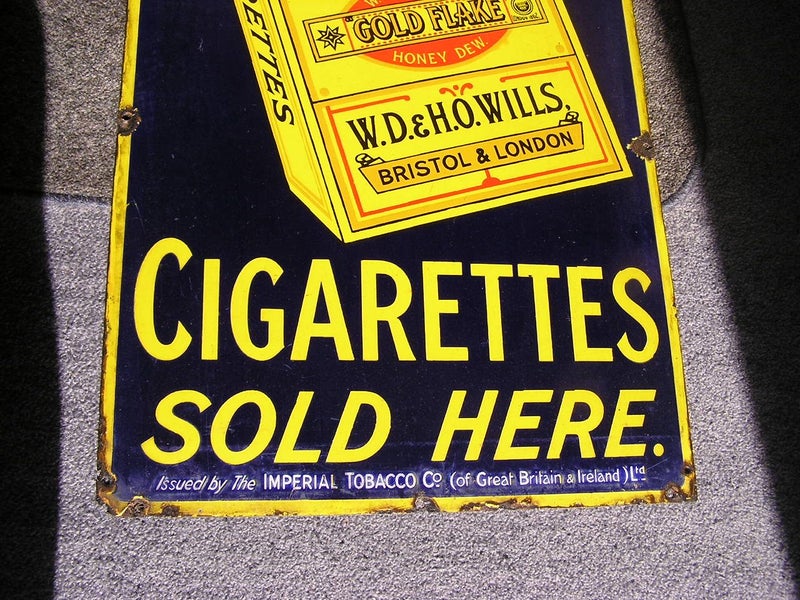 Enamel Tabacco advertising sign Carousel 12
