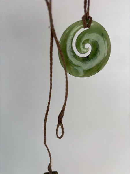 Jade greenstone necklace Carousel 1