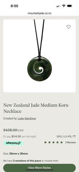Jade greenstone necklace Carousel 2