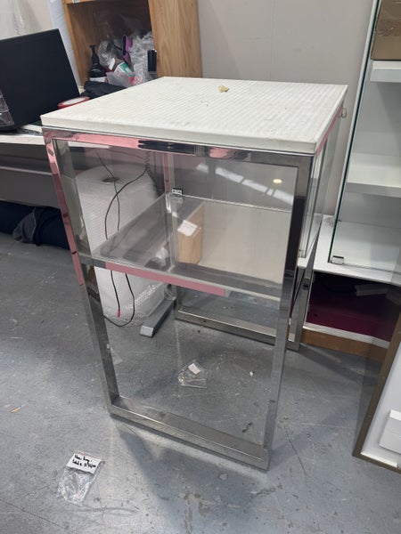 Glass Display Cabinent Carousel 1