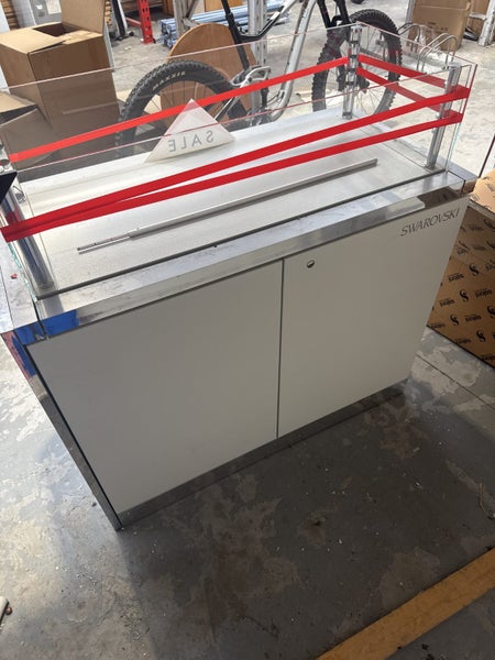 Glass Display Cabinent Carousel 3