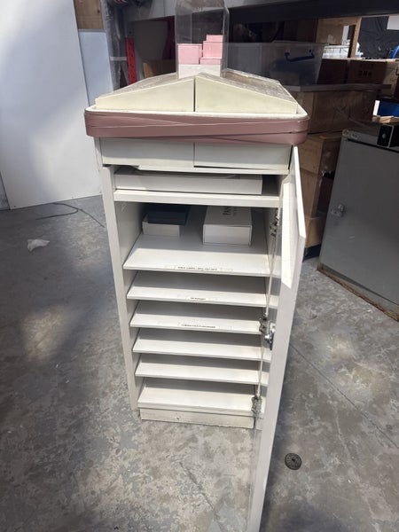 Pandora Display Cabinent with cupboard Carousel 2