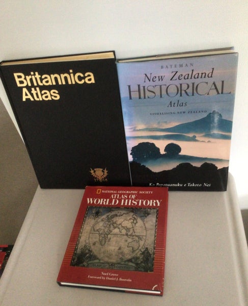 Three Iconic Atlases in Fine Condition.64395109174658110